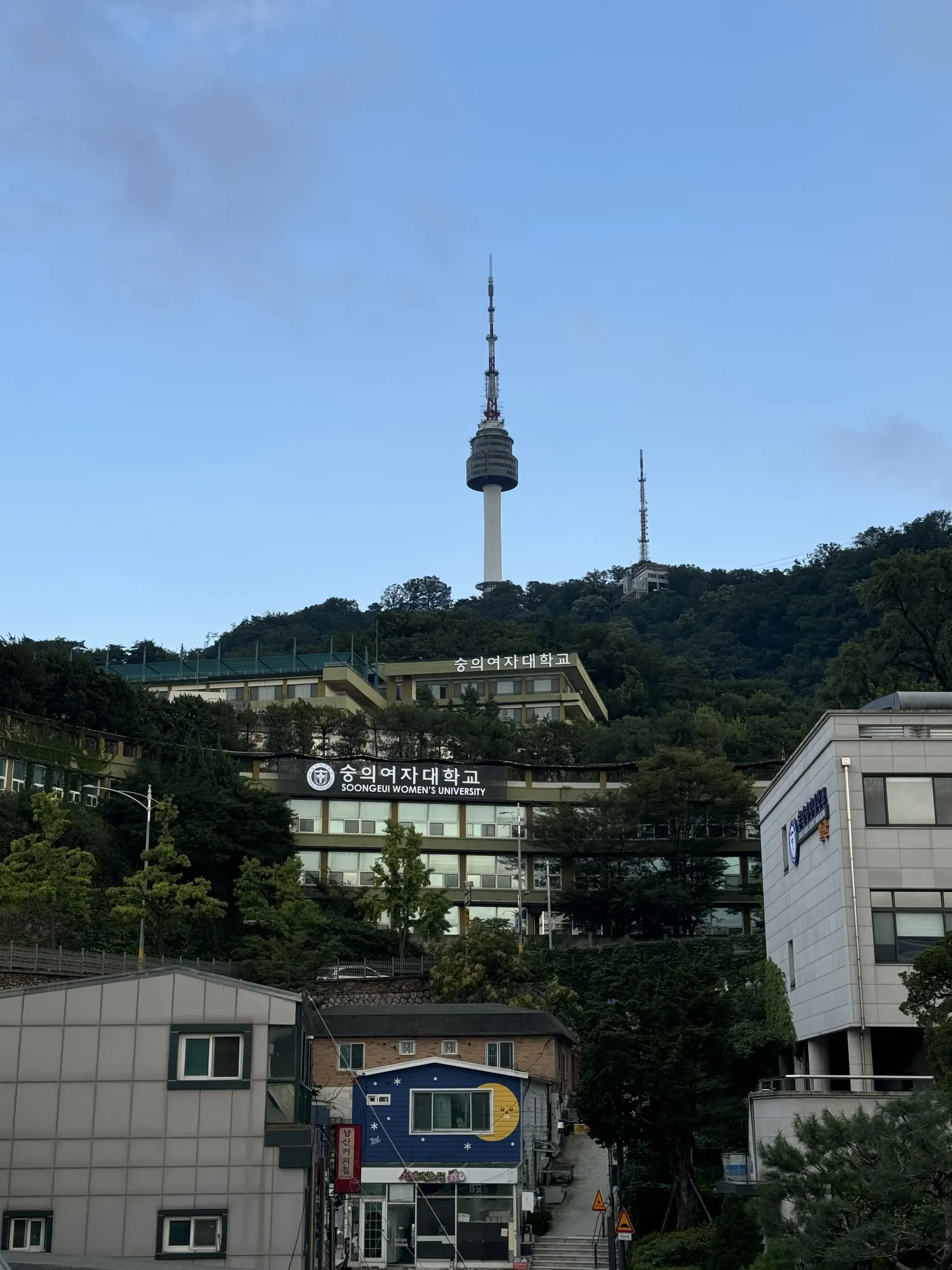 Namsan Seoul Tower (남산서울타워)