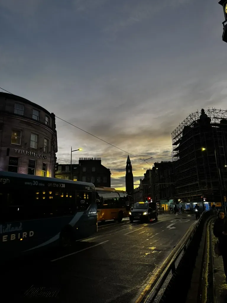 Coucher de soleil sur la ville